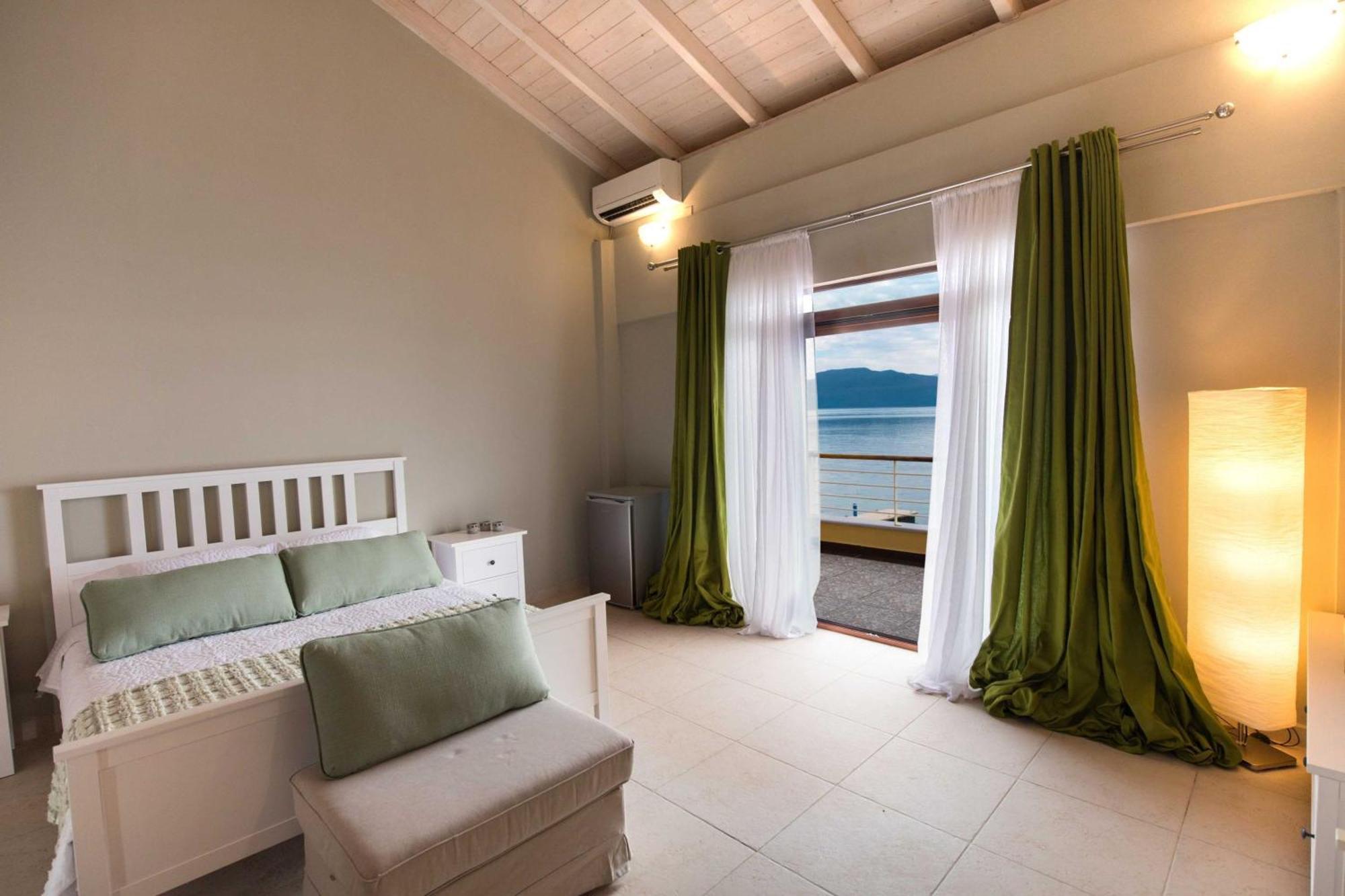 Nv Suites - Sea Front Av Properties Никиана Экстерьер фото